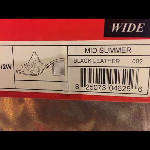 NEW! Aerosoles Mid Summer heels in black - Picture 5 of 8